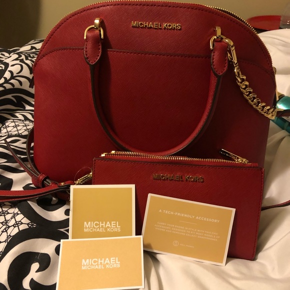 Authentic Michael Kors Emma bag w/ matching wallet - Picture 3 of 8